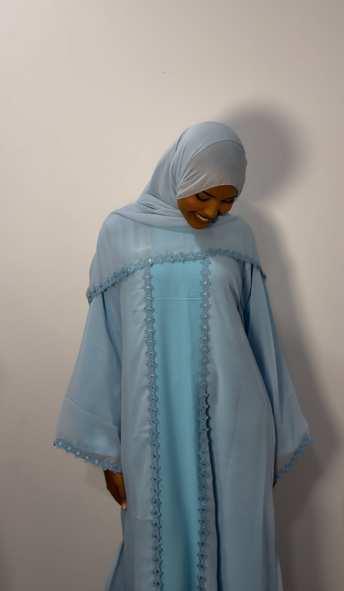 Bloom abaya