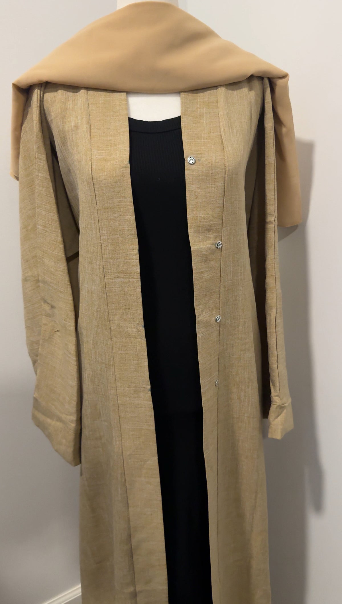 Nude open linen abaya